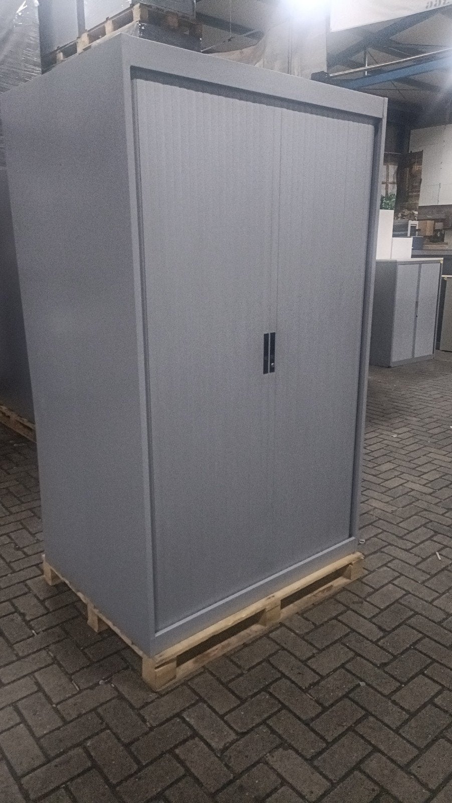 Metalen roldeurkasten archiefkasten, Gebruikt, 100 tot 150 cm, R, Meerdere deuren