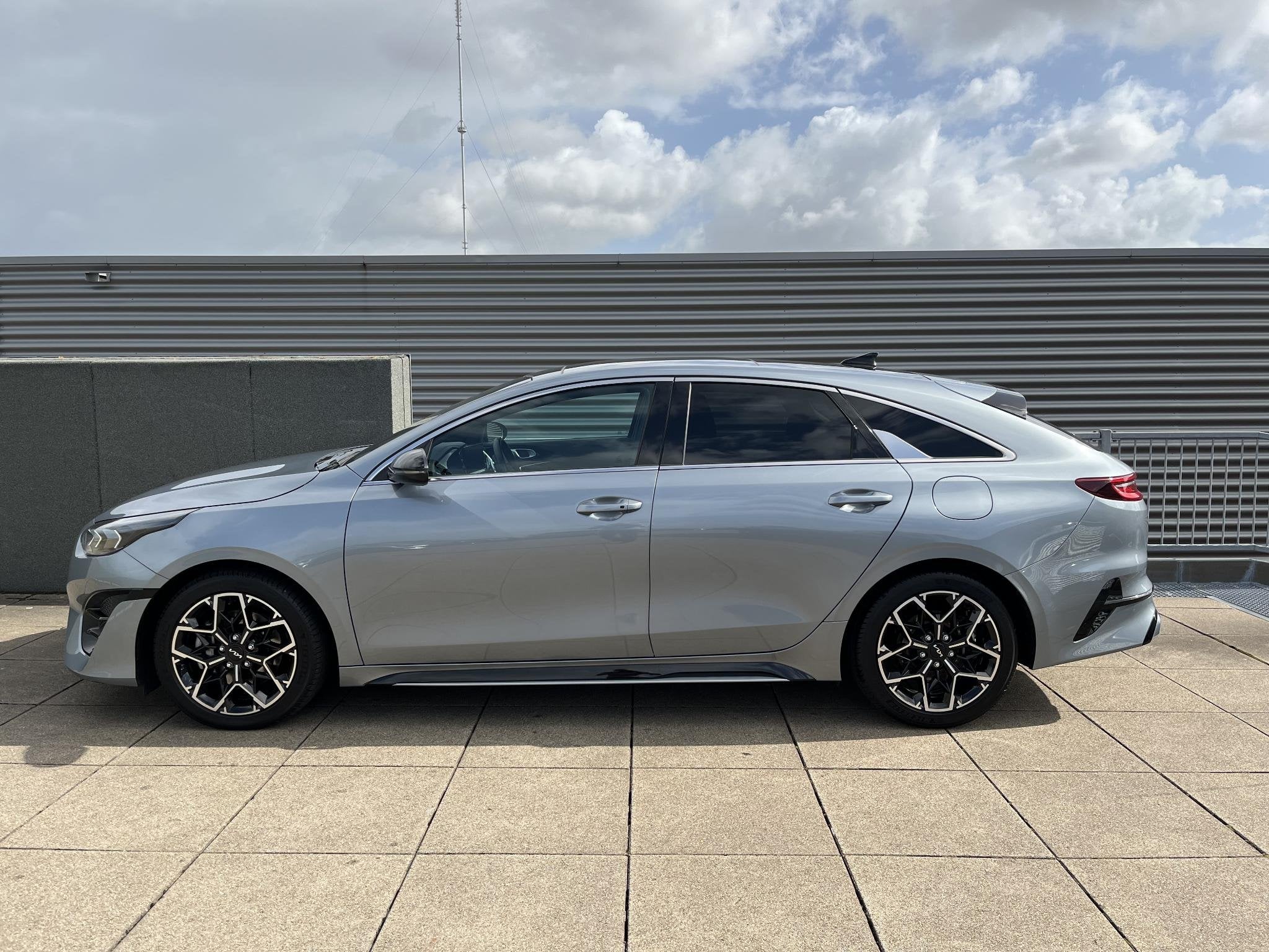 Kia ProCeed 1.5 T-GDi GT-Line Automaat NETTO DEAL! LEDER/ALC, Auto's, Automatische klimaatregeling, 1325 kg, Gebruikt, Euro 6
