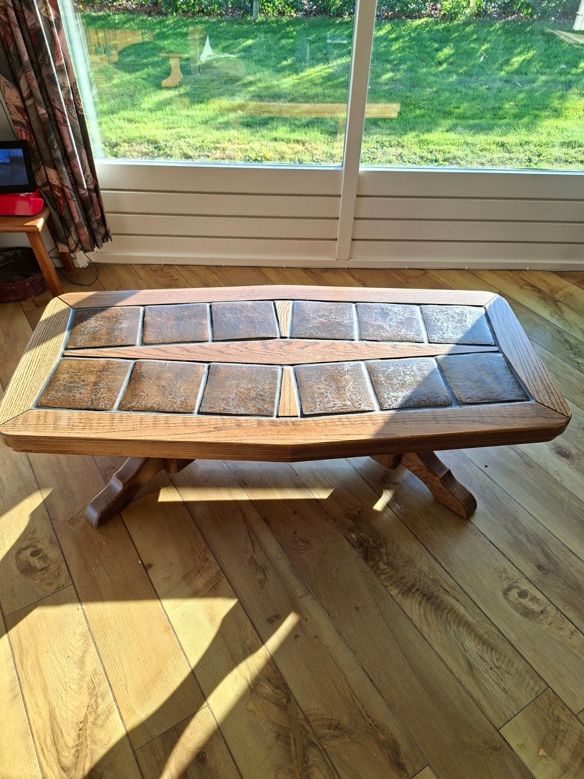Salontafel met tegels, 140x70x48 cm, Ophalen, Gebruikt, 100 tot 150 cm, 50 tot 100 cm