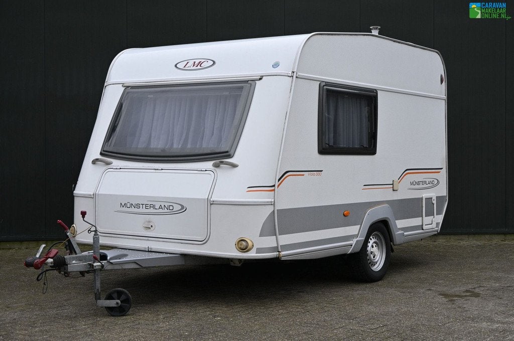 LMC Viola 330 BJ.2009 Luifel met zijwanden Lichtgewicht, Caravans en Kamperen, Caravans, Rondzit, Tot en met 2, Bedrijf, 500 - 750 kg
