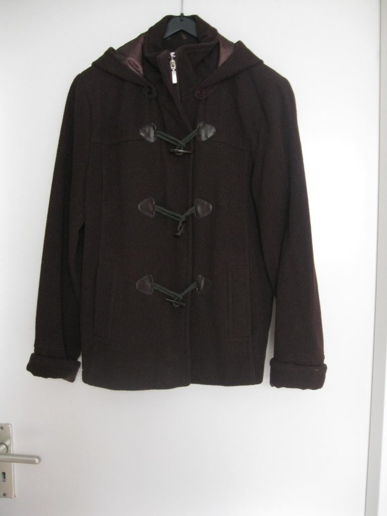 Miss Etam jas bruin houtjes touwtjes met muts s/36 38, Bruin, Verzenden, Nieuw, Maat 36 (S)