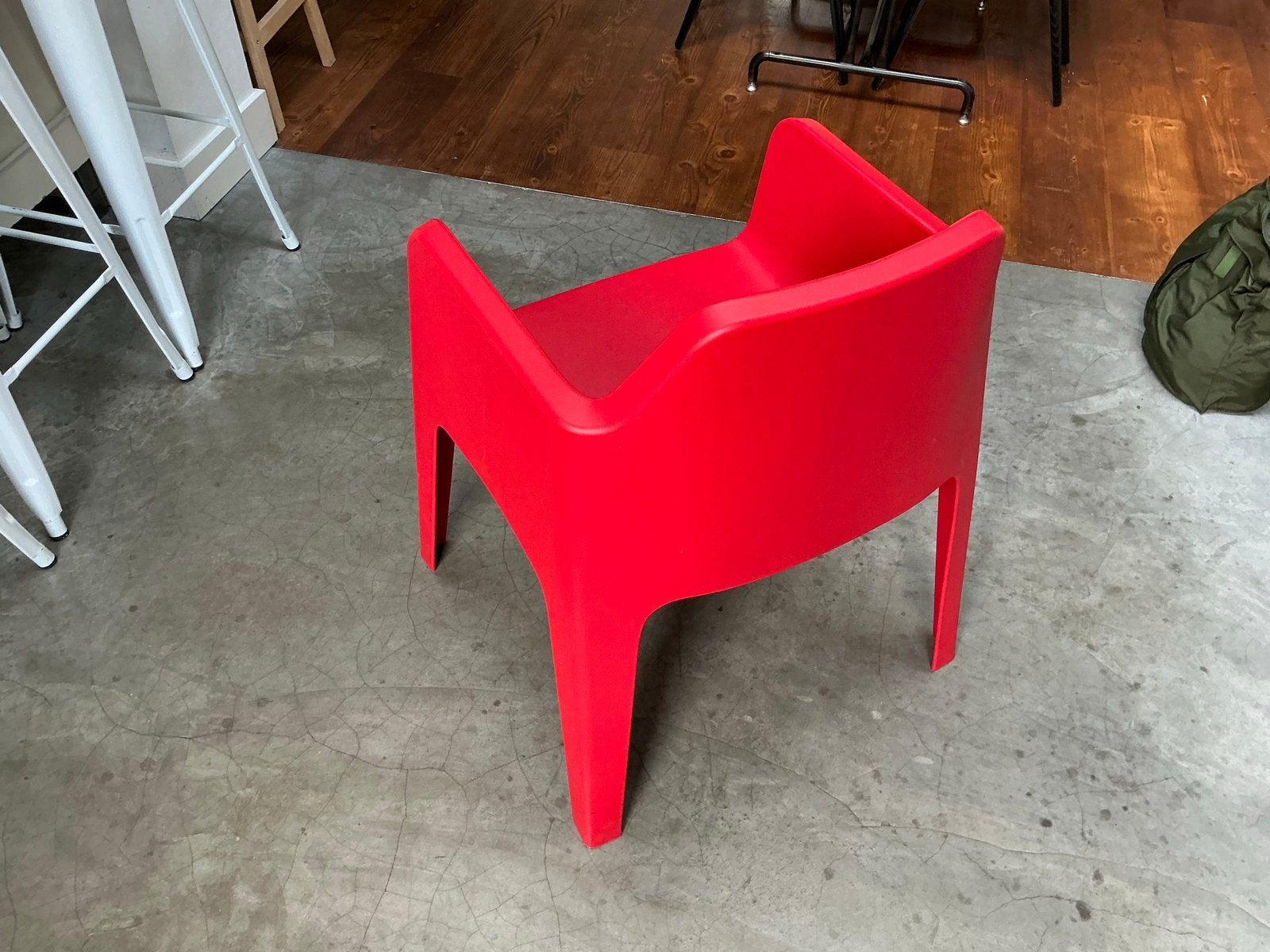 Pedrali Plus stoel - Rood design stoel van Alessandro Busana, Ophalen, Kunststof, Zo goed als nieuw, Eén