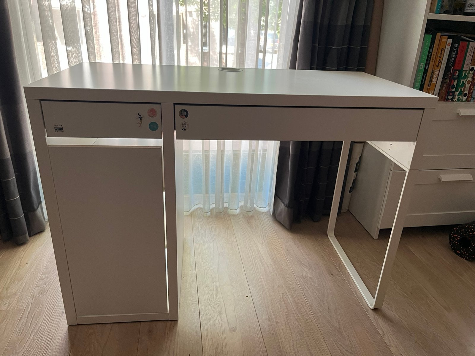 Bureau Ikea Micke 105x50 cm, Huis en Inrichting, Bureaus, Ophalen, Demontabel, 105 cm, Gebruikt