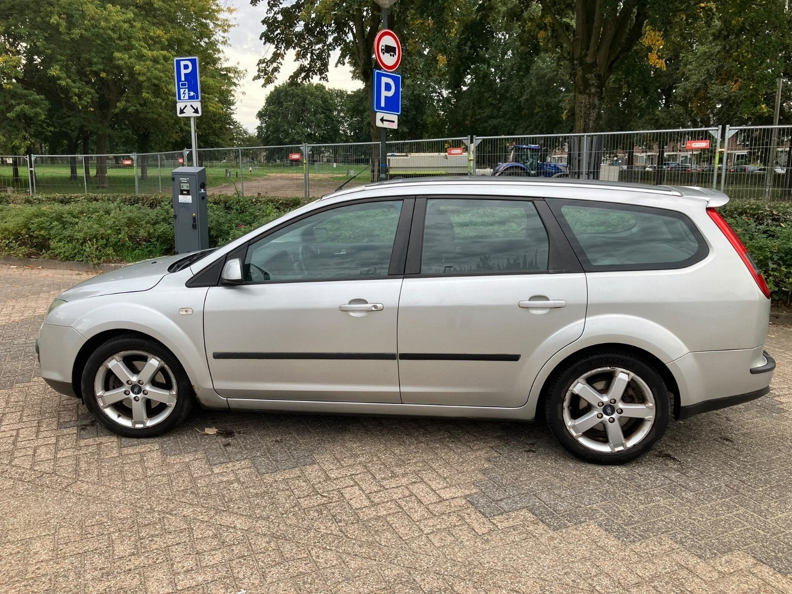 Ford Focus 2.0 107KW Wagon 2006 Grijs, 145 pk, 4 cilinders, Stationwagon, Handgeschakeld