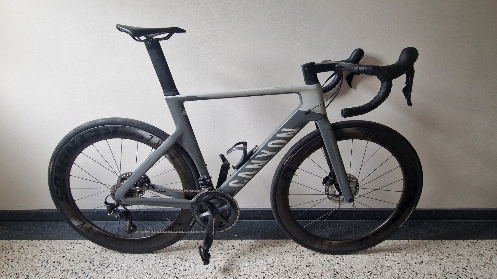 Canyon Aeroad CF SL 8 disc maat M (55) in zeer goede staat., Fietsen en Brommers, Fietsen | Racefietsen, Overige merken, Carbon
