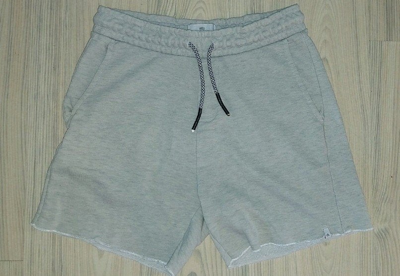 Lost Minds jogshort slowdown XS

Grijs., Kleding | Heren, Ophalen of Verzenden, Zo goed als nieuw, Maat 46 (S) of kleiner, Grijs