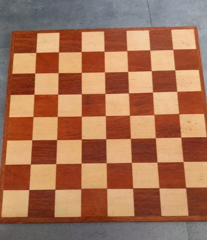 Houten vintage schaakbord met velden van 5x5 cm, Een of twee spelers, Ophalen of Verzenden, Gebruikt