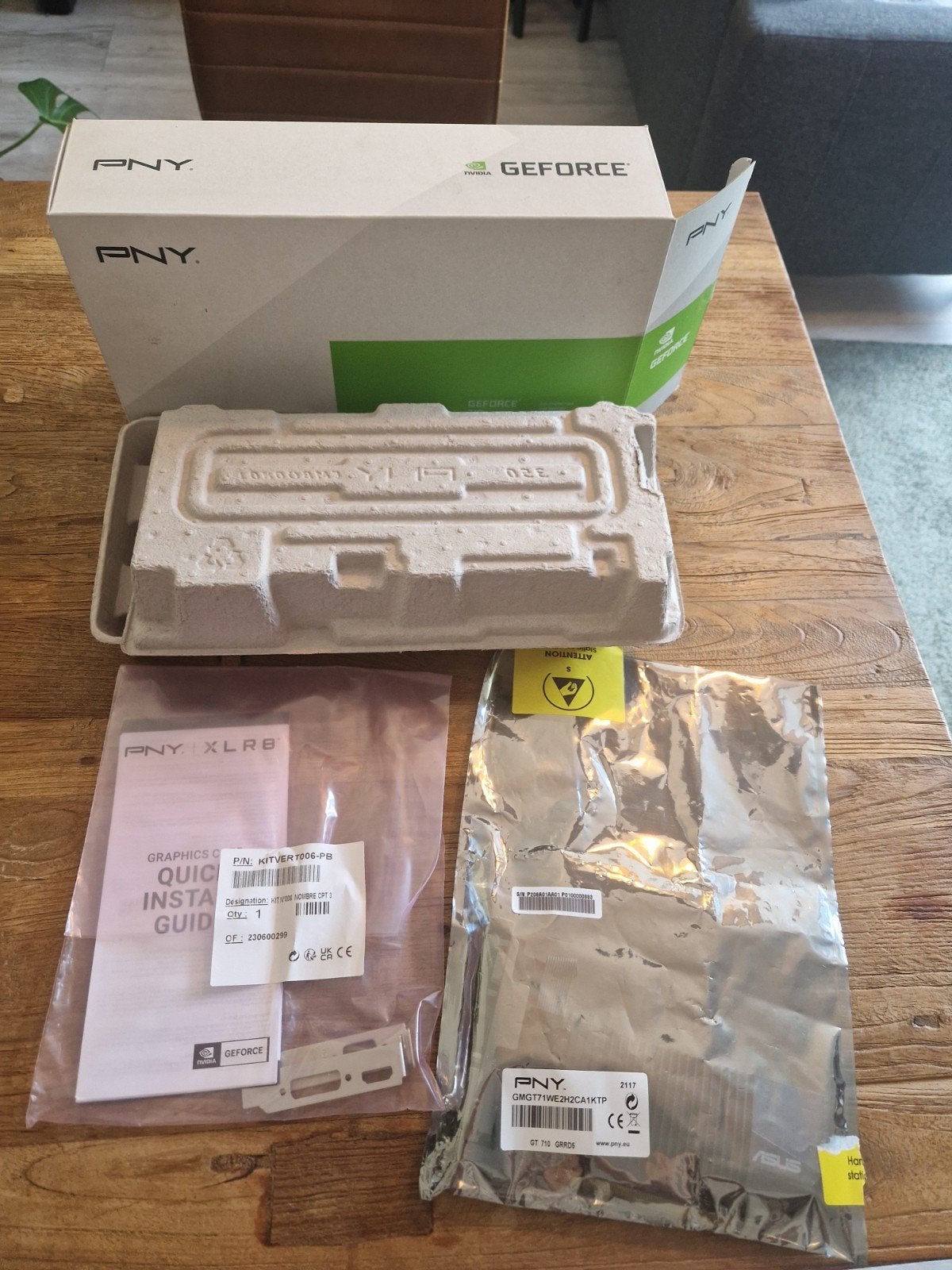 PNY GeForce GT 710 GDDR5 Grafische Kaart - Nieuw in doos, PCI-Express 2, HDMI, Nieuw, Ophalen of Verzenden