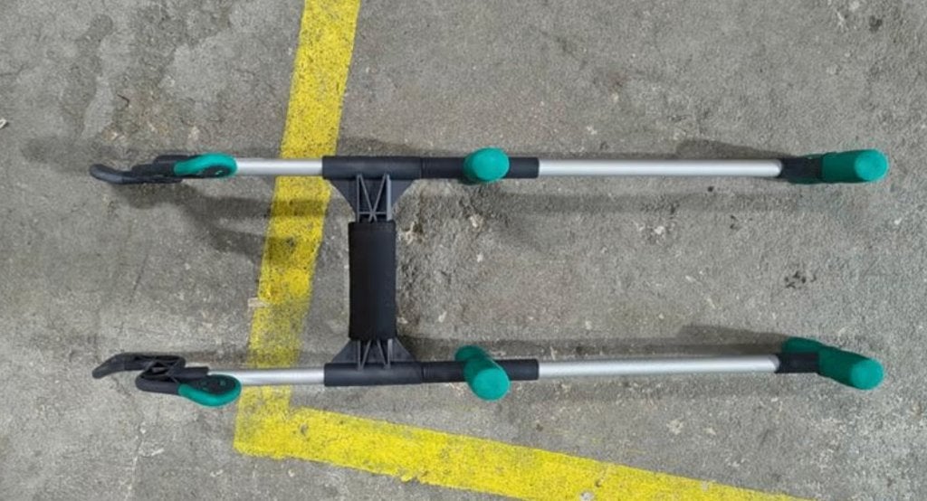 Handylegs aantrekhulp maat small, Diversen, Verpleegmiddelen, Ophalen, Gebruikt, ., .