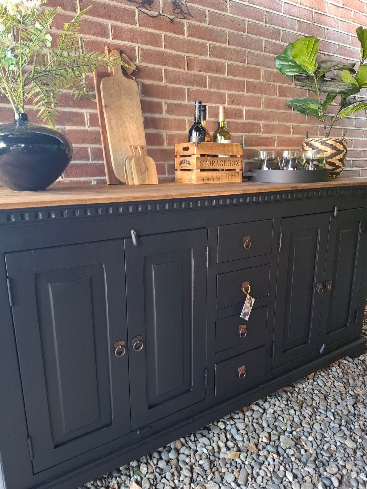 Rustiek dressoir mat zwart, Huis en Inrichting, Kasten | Dressoirs, Ophalen, Zo goed als nieuw, 25 tot 50 cm