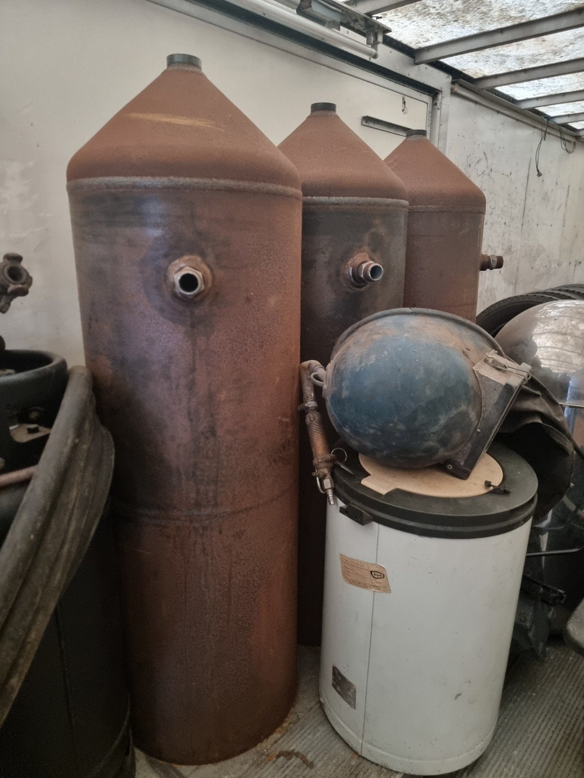 3 straalketel halffabrikaten, Ophalen, Nieuw