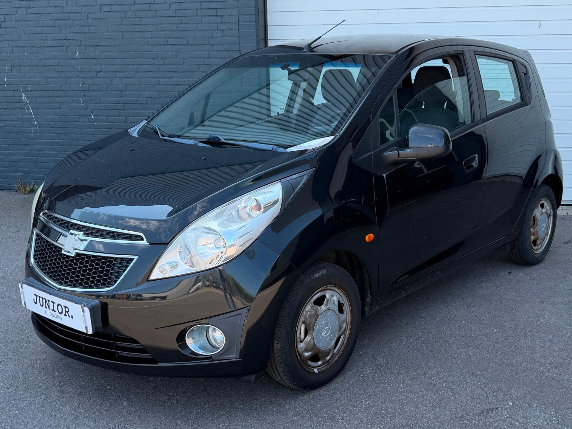 Chevrolet Spark 1.0 16V LE LAGEKILOMETERSTAND/5DEURS/AIRCO, Auto's, Voorwielaandrijving, Stof, Gebruikt, Zwart