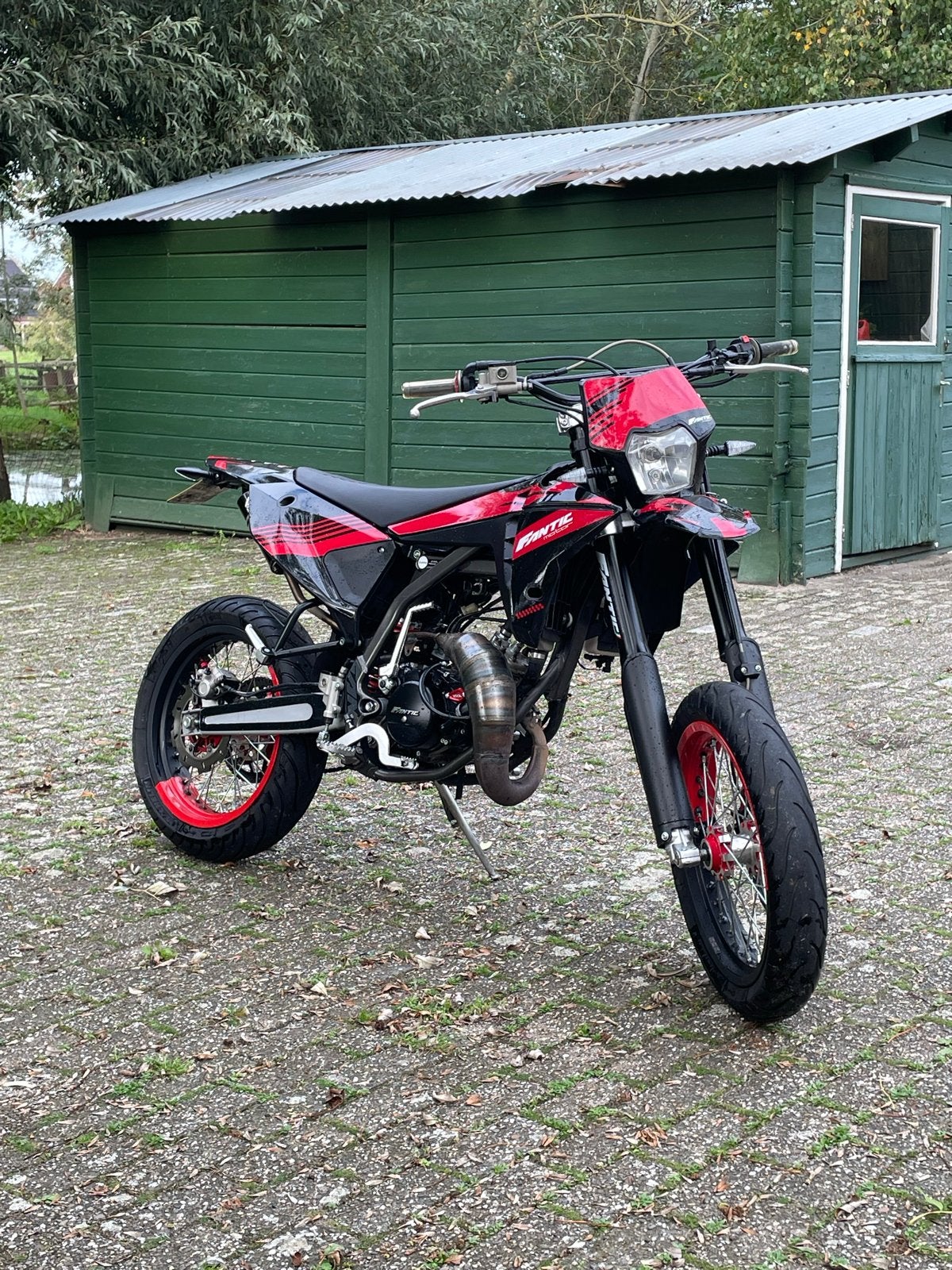 Snelle Fantic XM 50 Competition (11-2023) - 70cc, Fietsen en Brommers, 6 versnellingen, 70 cc, Zo goed als nieuw, Ophalen