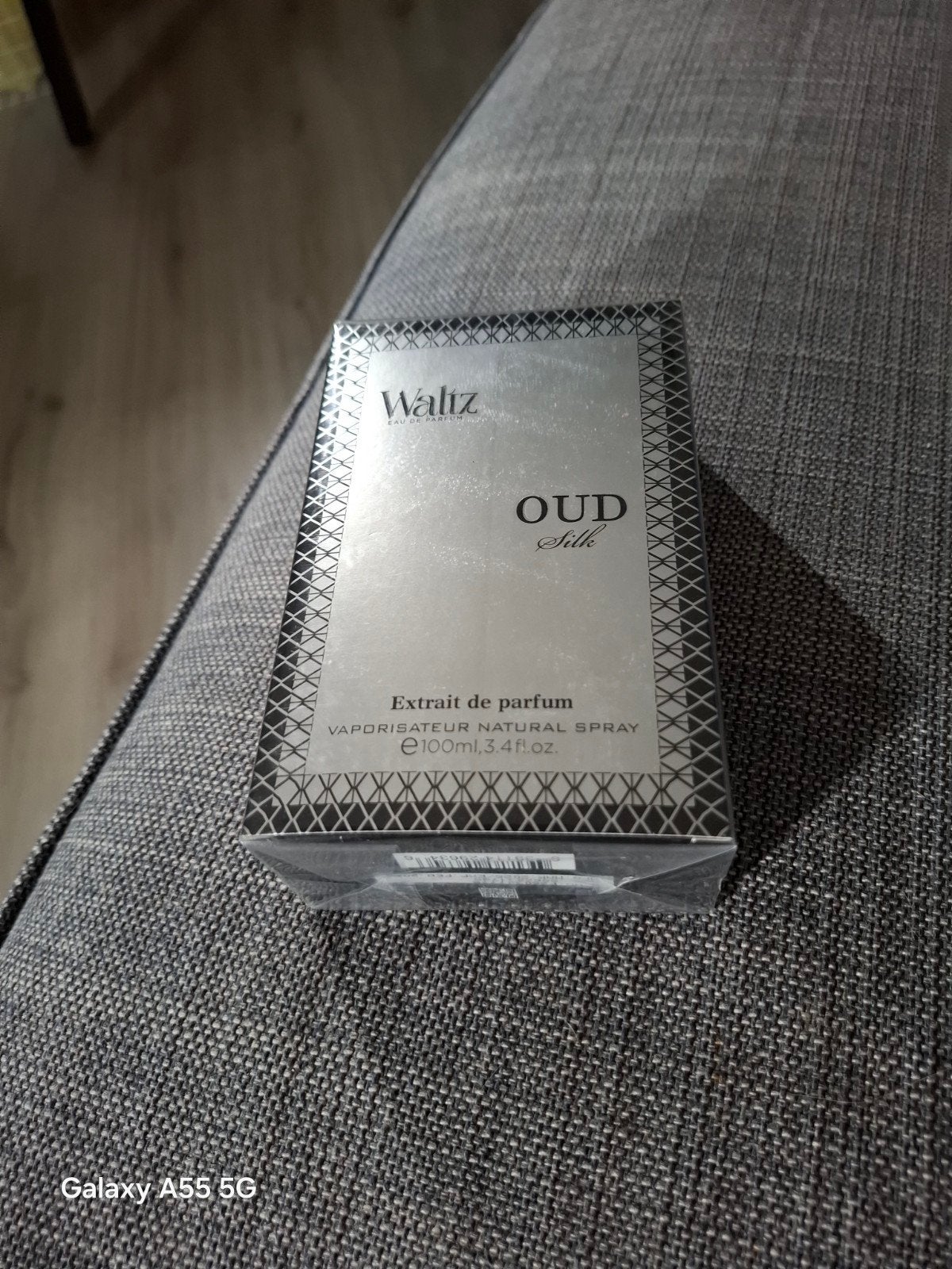 Arabische  Parfum 100ml - Nieuw in doos, Ophalen of Verzenden, Nieuw
