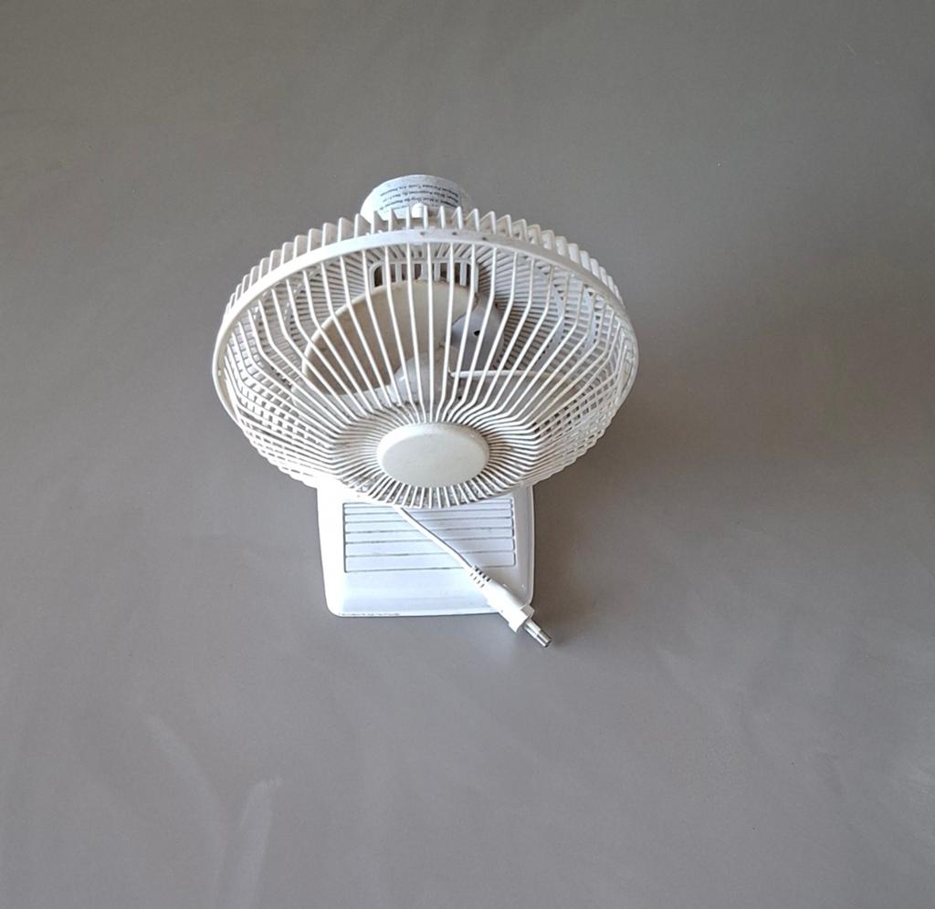 Compacte Tafelventilator - Wit, Ophalen of Verzenden, Gebruikt, Tafelventilator