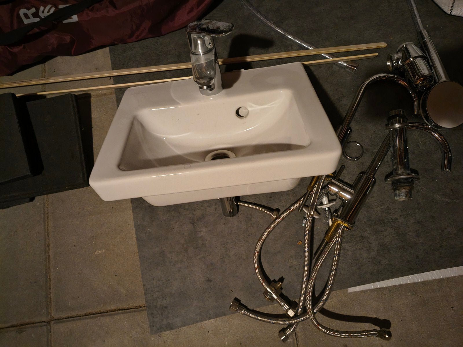 2x Wasbak voor toilet Inc kraan,, Ophalen, Wastafel