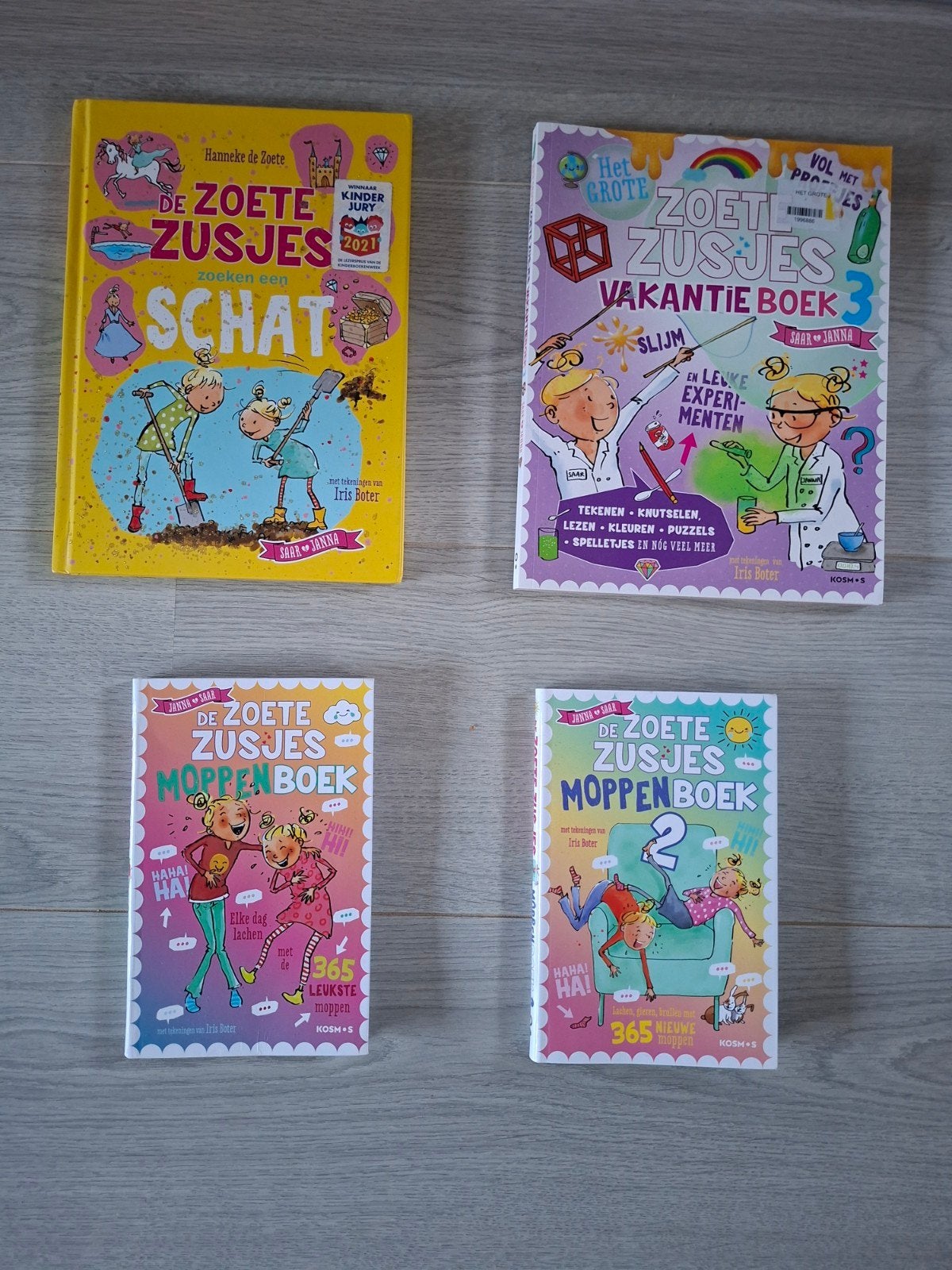 4x De Zoete Zusjes (leesboek, vakantieboek en 2x moppenboek), Ophalen of Verzenden, Zo goed als nieuw, Fictie algemeen