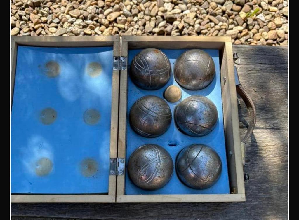 Gratis Jeu de boules ballen in kistje, Ophalen, Zo goed als nieuw, Keu of Ballen