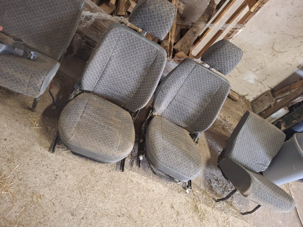 stoelen en achterbank uit Land Rover Defender type 110, Auto-onderdelen, Ophalen, Gebruikt, Land Rover