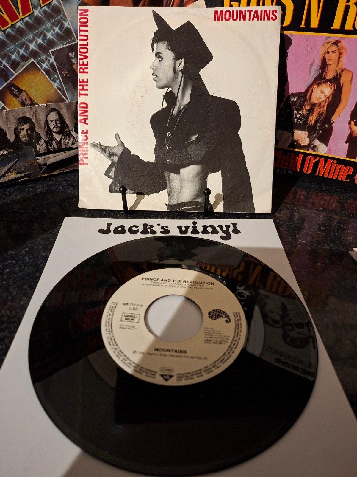 Prince and The Revolution - Mountains  1986, 7 inch, Ophalen of Verzenden, Zo goed als nieuw, Beschermende buitenhoes