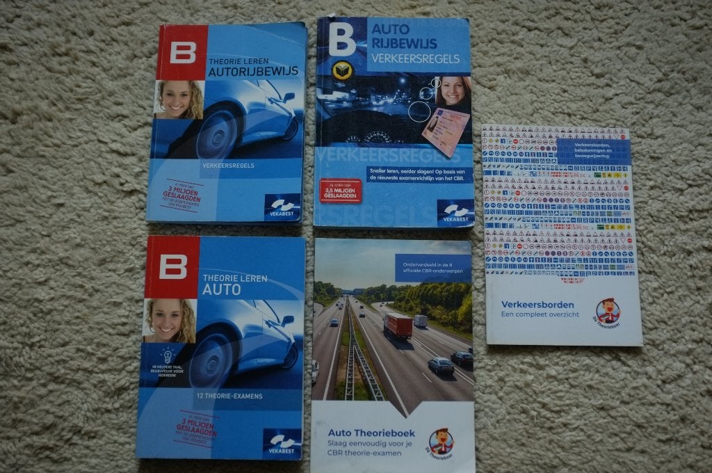 Theorie examen rijbewijs boeken ~ Rotterdam, Boeken, Studieboeken en Cursussen, Gelezen, Niet van toepassing, Beta, Ophalen of Verzenden