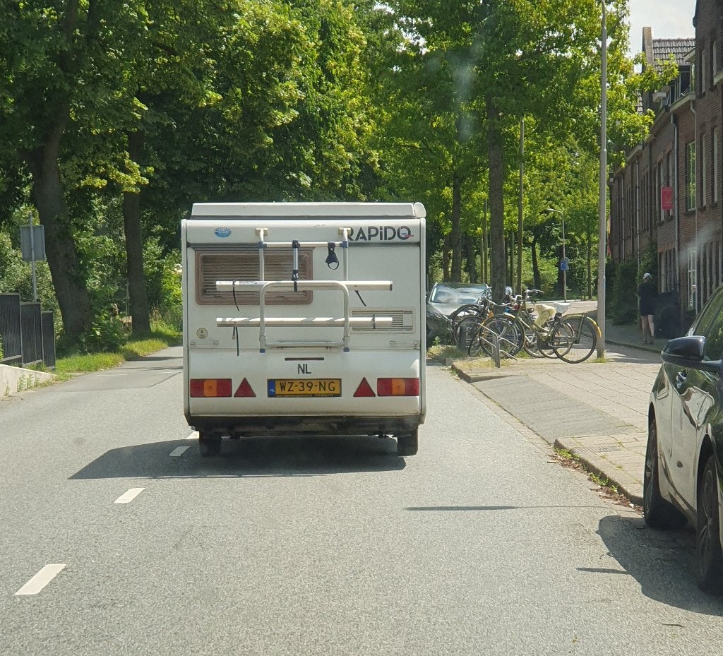Rapido Caravan Club 31 uit 2001, Luifel, 2 aparte bedden, Tot en met 2, 500 - 750 kg