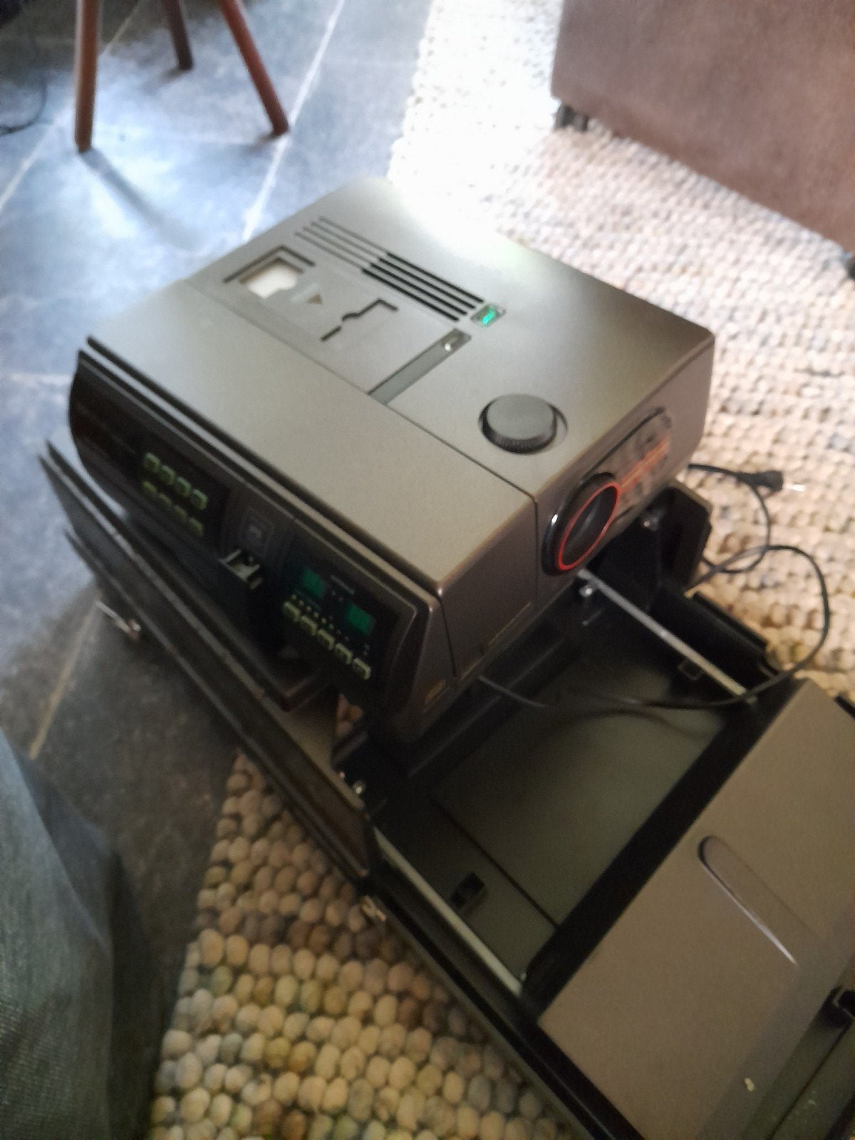 Vintage Dia Projector met Koffer - Werkt nog!, Ophalen of Verzenden
