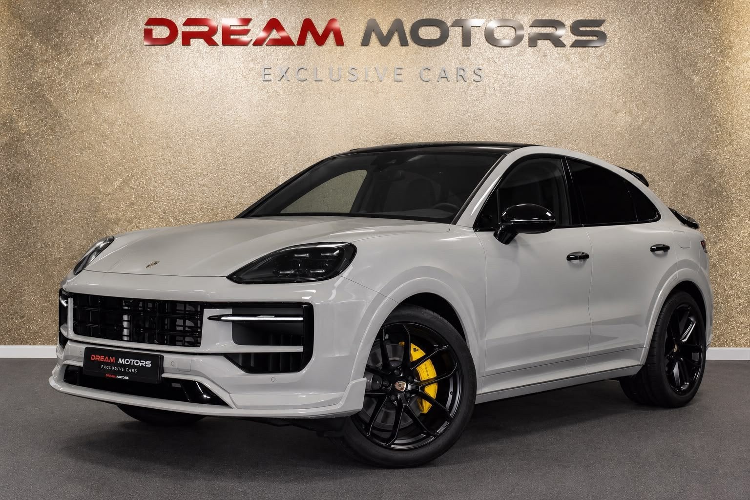 Porsche Cayenne Coupé 3.0 E-Hybrid TURBO GT 470pk | BIJRIJD, Auto's, Automaat, Gebruikt, Zwart, 2995 cc