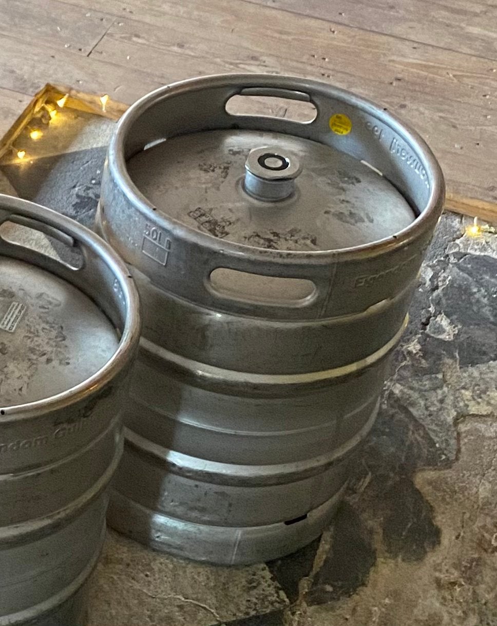 Aangebroken 50L fust Gulpener, Ophalen, Gebruikt, Metaal