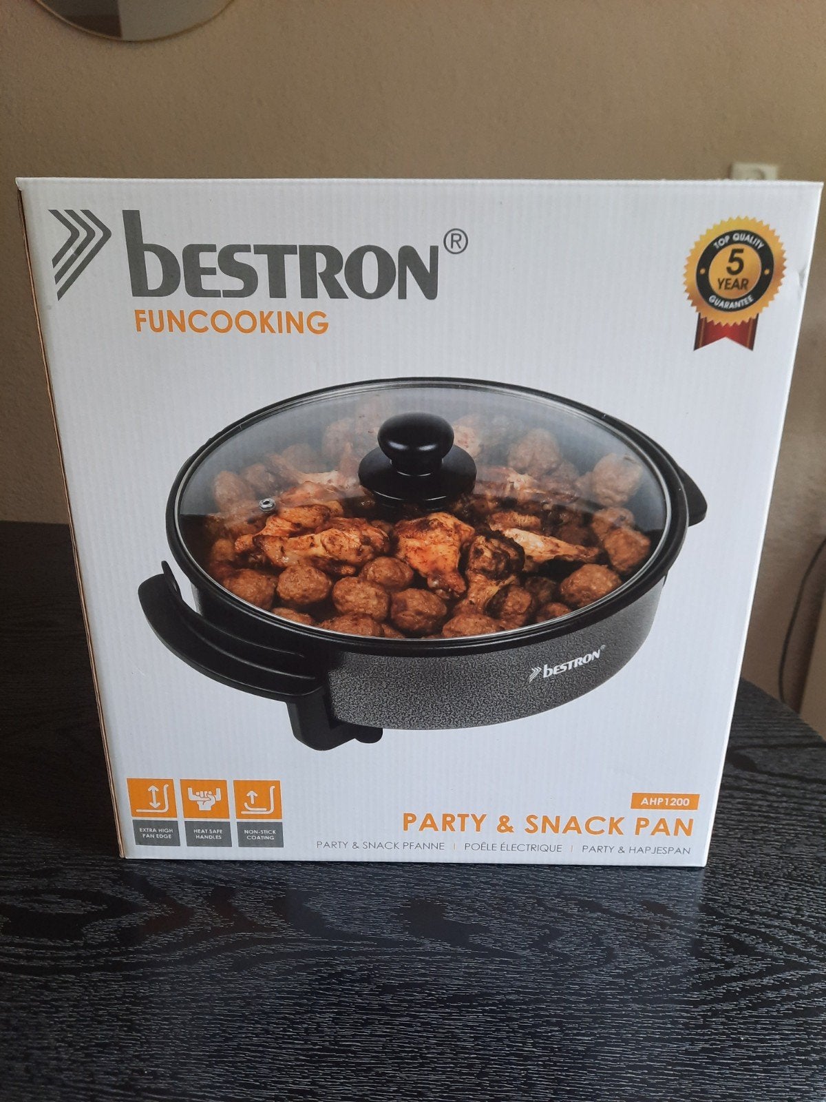 Nieuwe hapjes/party pan, Witgoed en Apparatuur, Ophalen of Verzenden, Nieuw, 4 t/m 7 personen