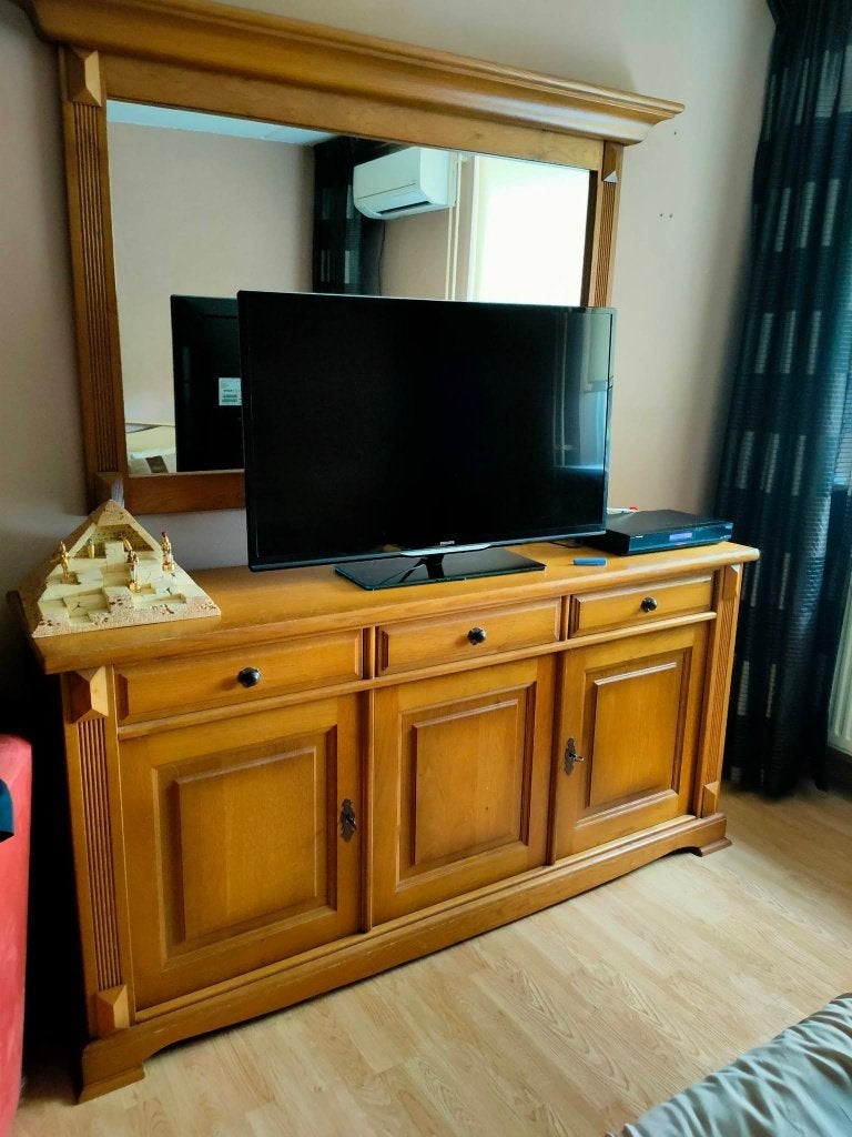 Eiken dressoir  met spiegel, Huis en Inrichting, Ophalen, 100 tot 150 cm, Modern, landelijk, degelijk, huiselijk, Met lade(s)