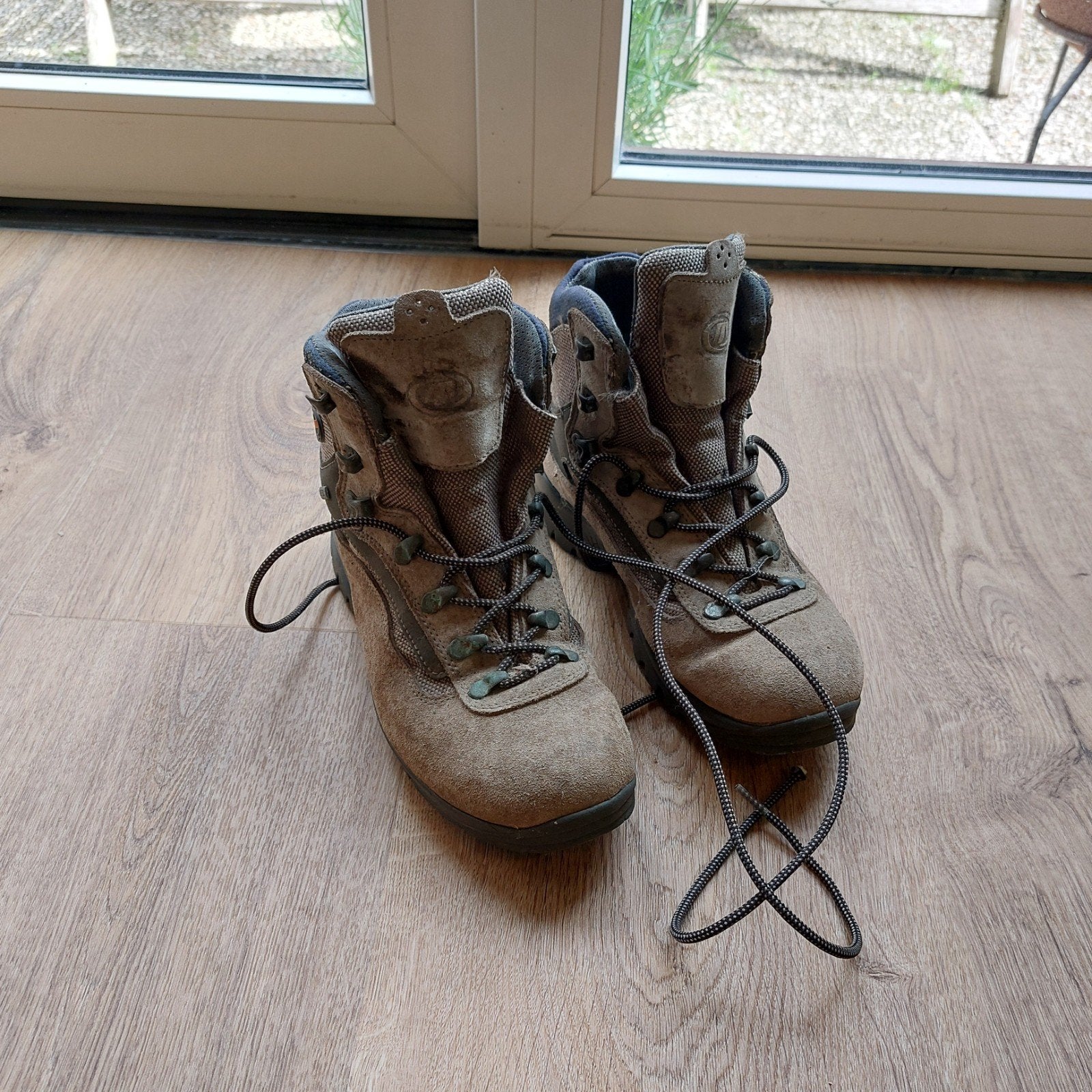 Vibram bergschoenen, maat 39,5, in prima staat, Ophalen