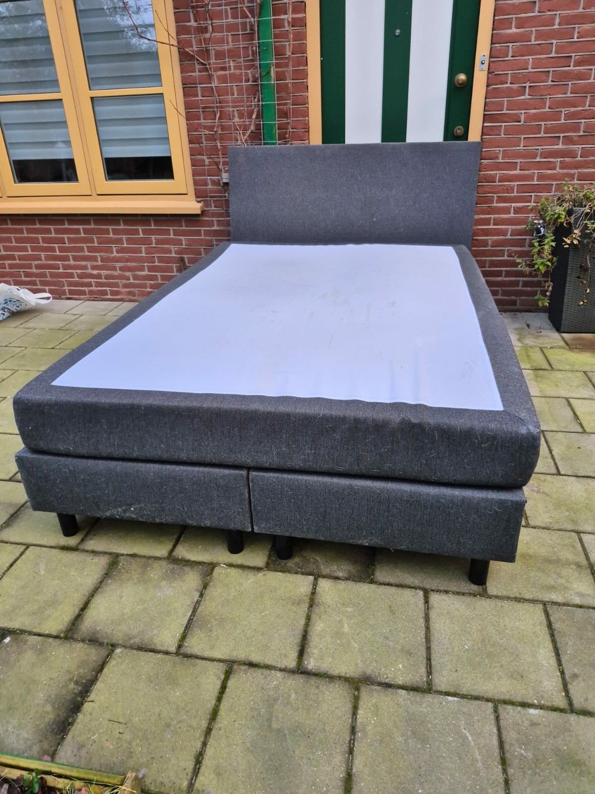 Bezorging is mogelijk 140x200 complete boxspring bed, Huis en Inrichting, Slaapkamer | Boxsprings, Ophalen of Verzenden, Zo goed als nieuw