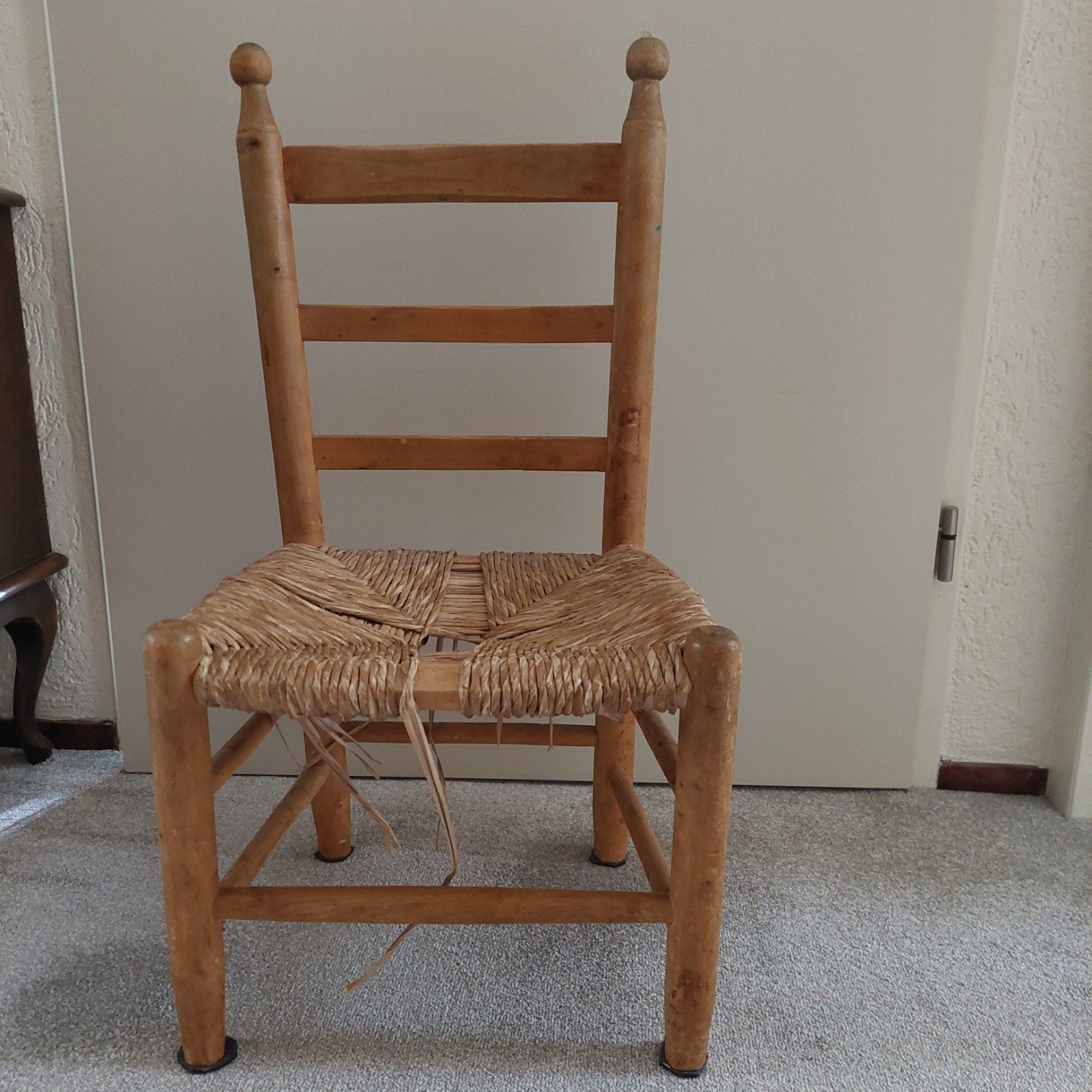 Vintage houten stoel met rieten zitting, Ophalen