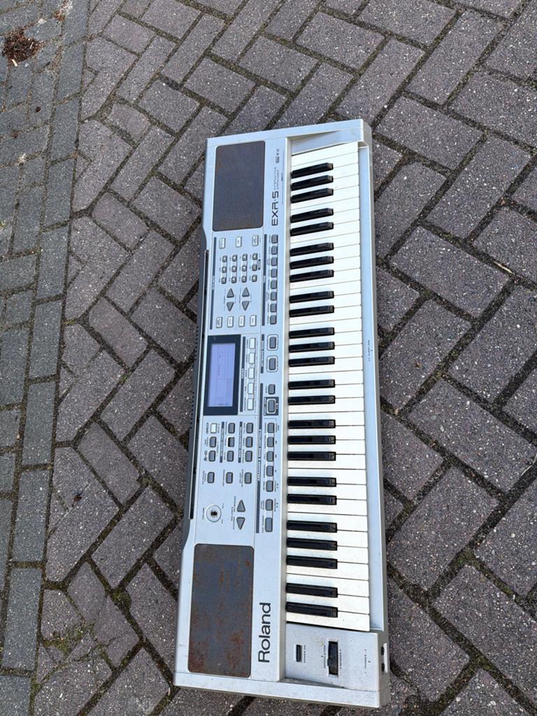 Roland EXR-5 Interactive Arranger - Voor onderdelen, Roland, Midi-aansluiting, Ophalen of Verzenden, 61 toetsen