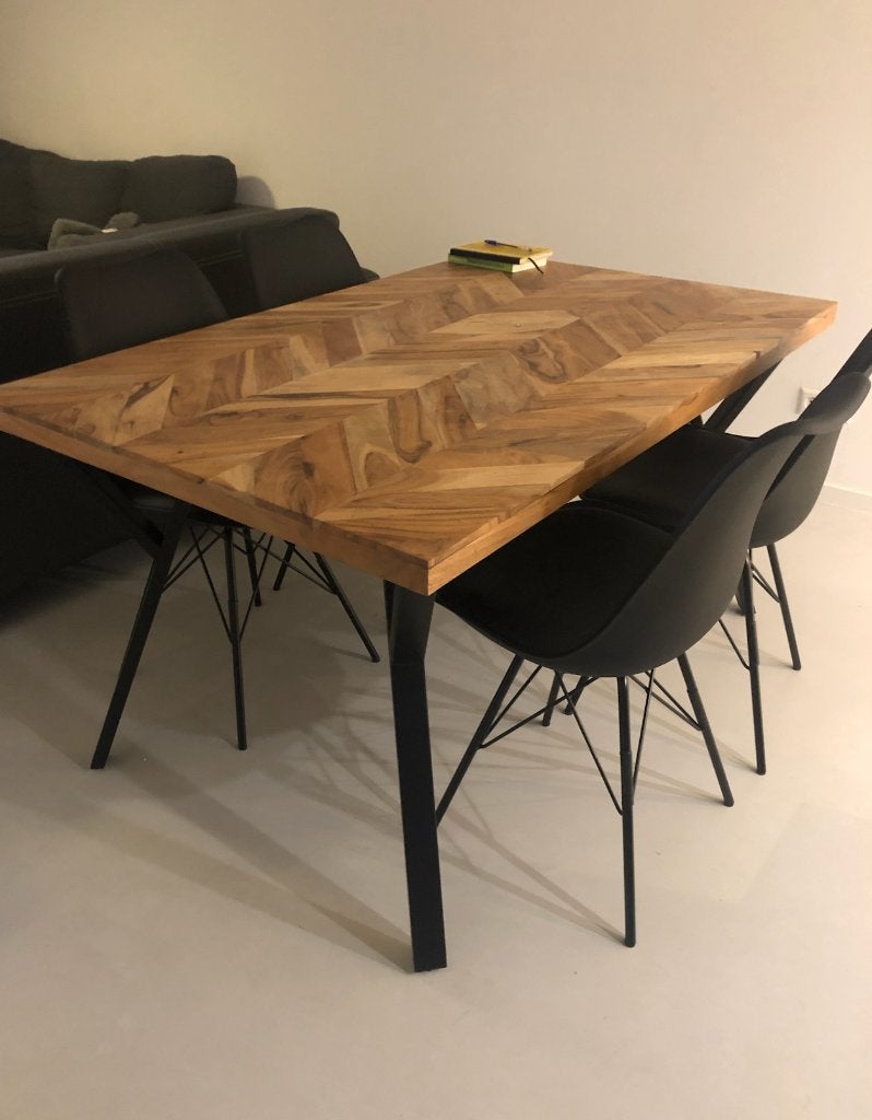 Eettafel met visgraatpatroon van Bronx71, Huis en Inrichting, Tafels | Eettafels, Ophalen, Gebruikt, 50 tot 100 cm, 150 tot 200 cm