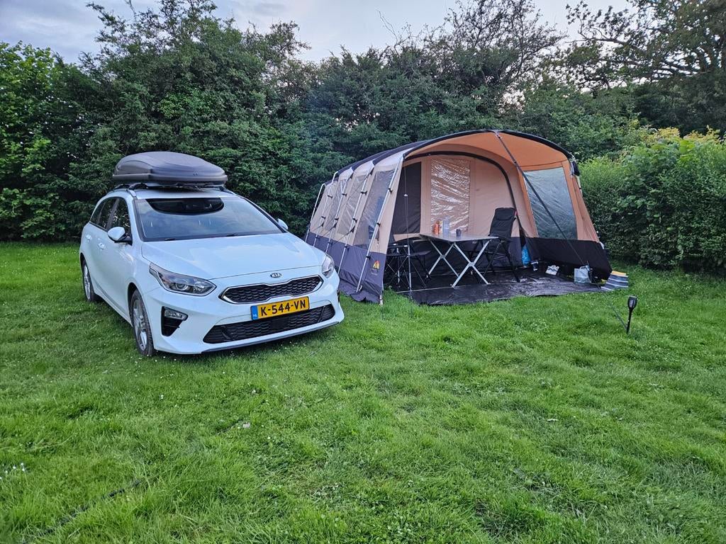 Safarica Pacific Reef 360 TC familie tent. Verduisterend., Caravans en Kamperen, Ophalen, Zo goed als nieuw, Tot en met 5