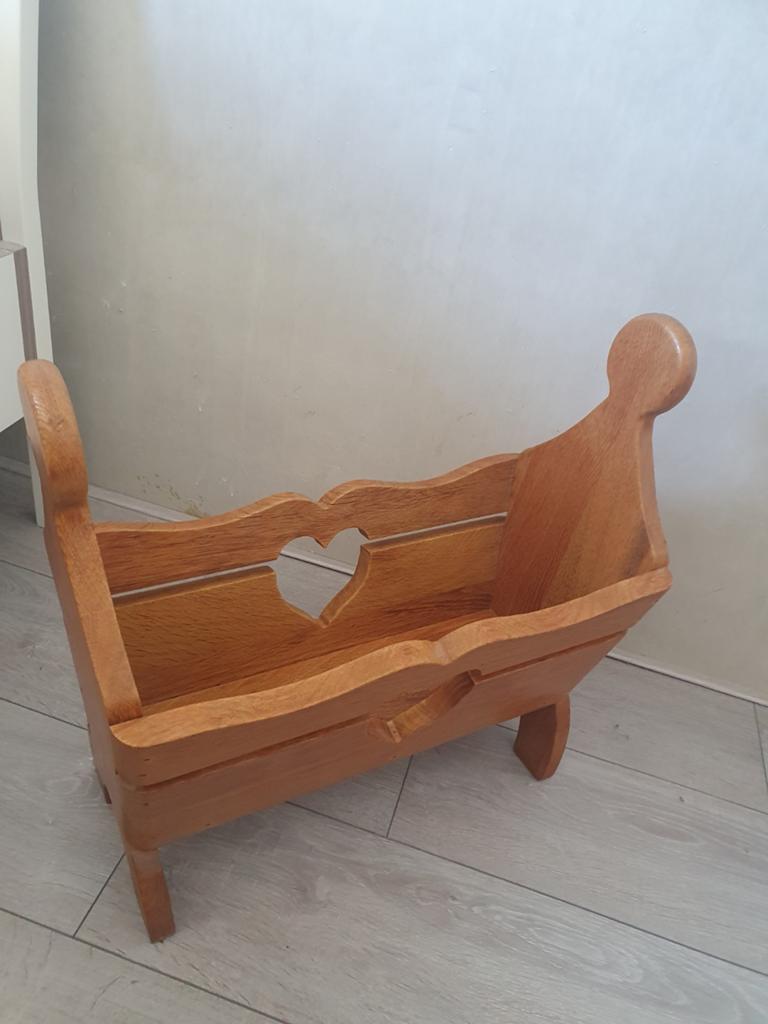 Vintage Jaren '80 Massief Eiken Lectuurbak met Hart, Huis en Inrichting, Woonaccessoires | Krantenbakken en Lectuurbakken, Ophalen
