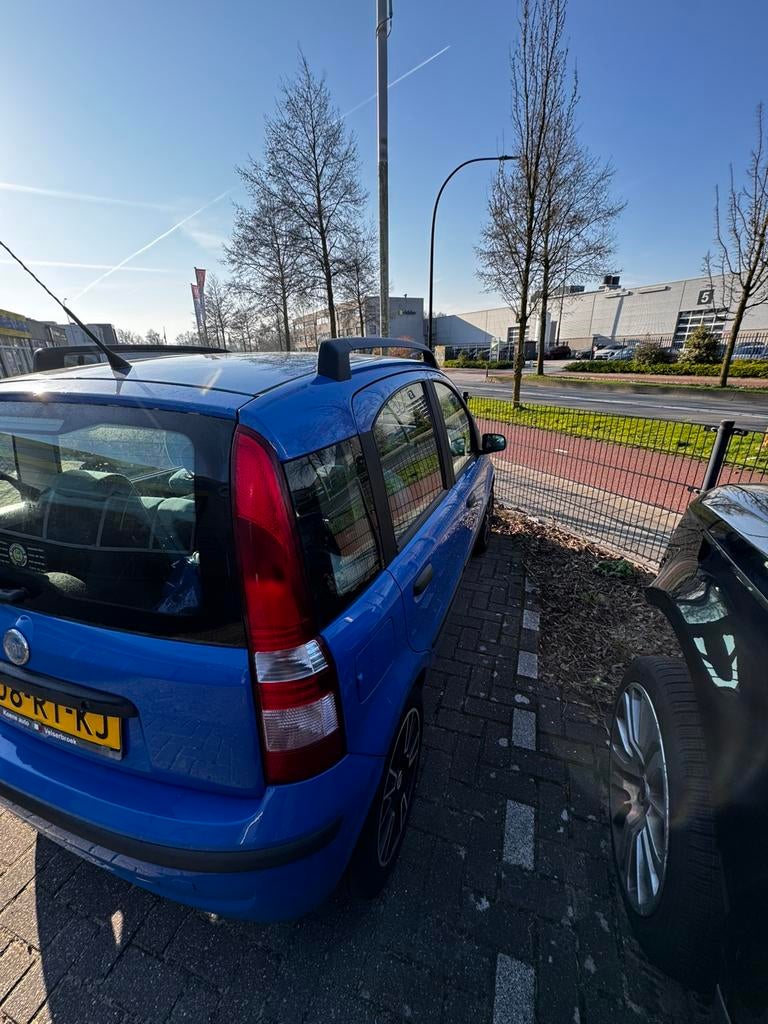 Fiat Panda 1.2 |5DRS|AIRCO|ELECK RAMEN|DAKRAILS|LM-VELGEN, Voorwielaandrijving, Origineel Nederlands, Handgeschakeld, 835 kg