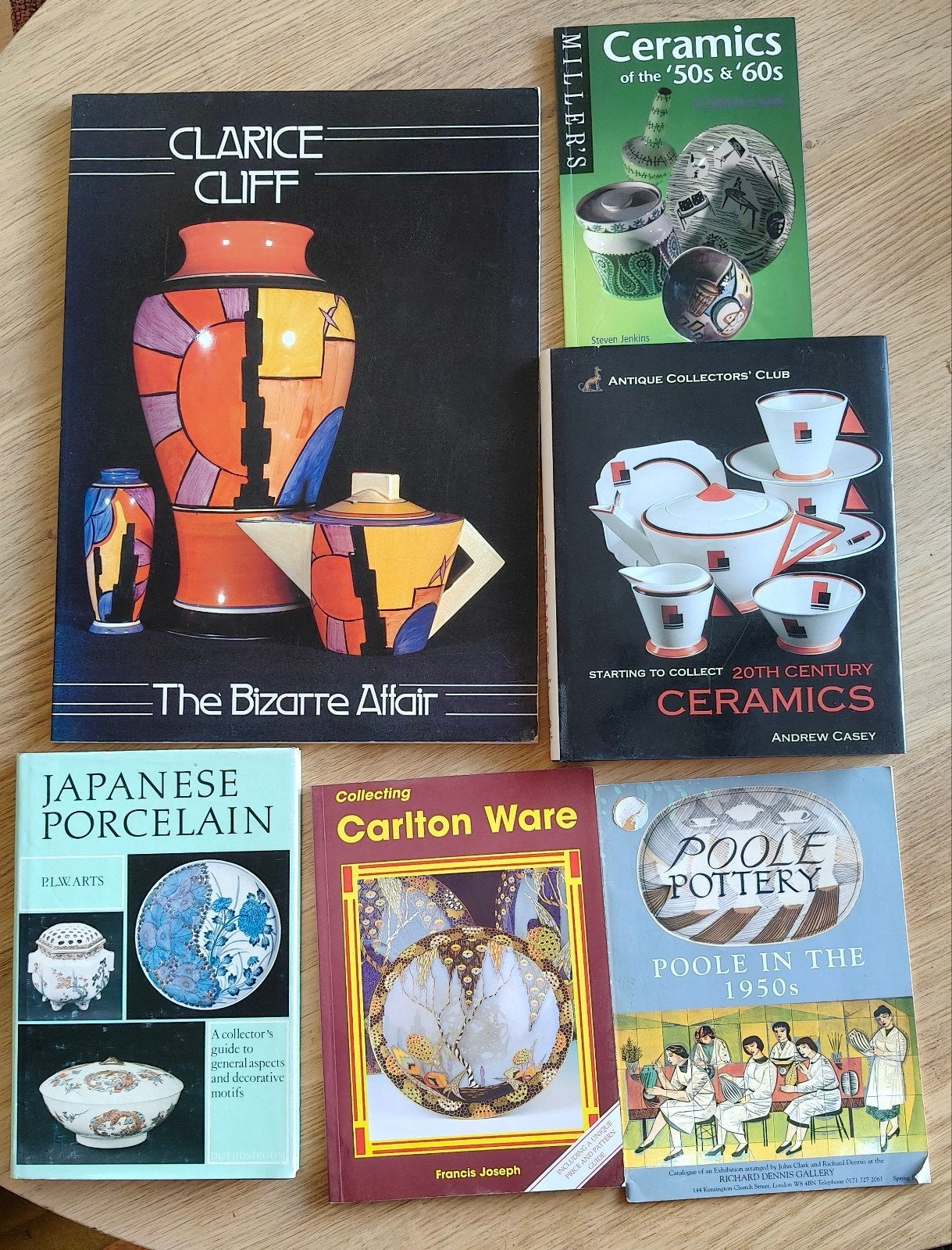 Keramiek Boeken: Clarice Cliff, Japans Porselein, Art Deco, Ophalen of Verzenden