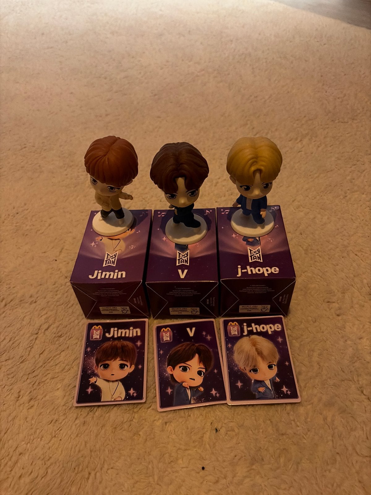 BTS TinyTAN McDonald's beeldjes en kaarten - Jimin, V, J-Hop, Ophalen of Verzenden, Zo goed als nieuw