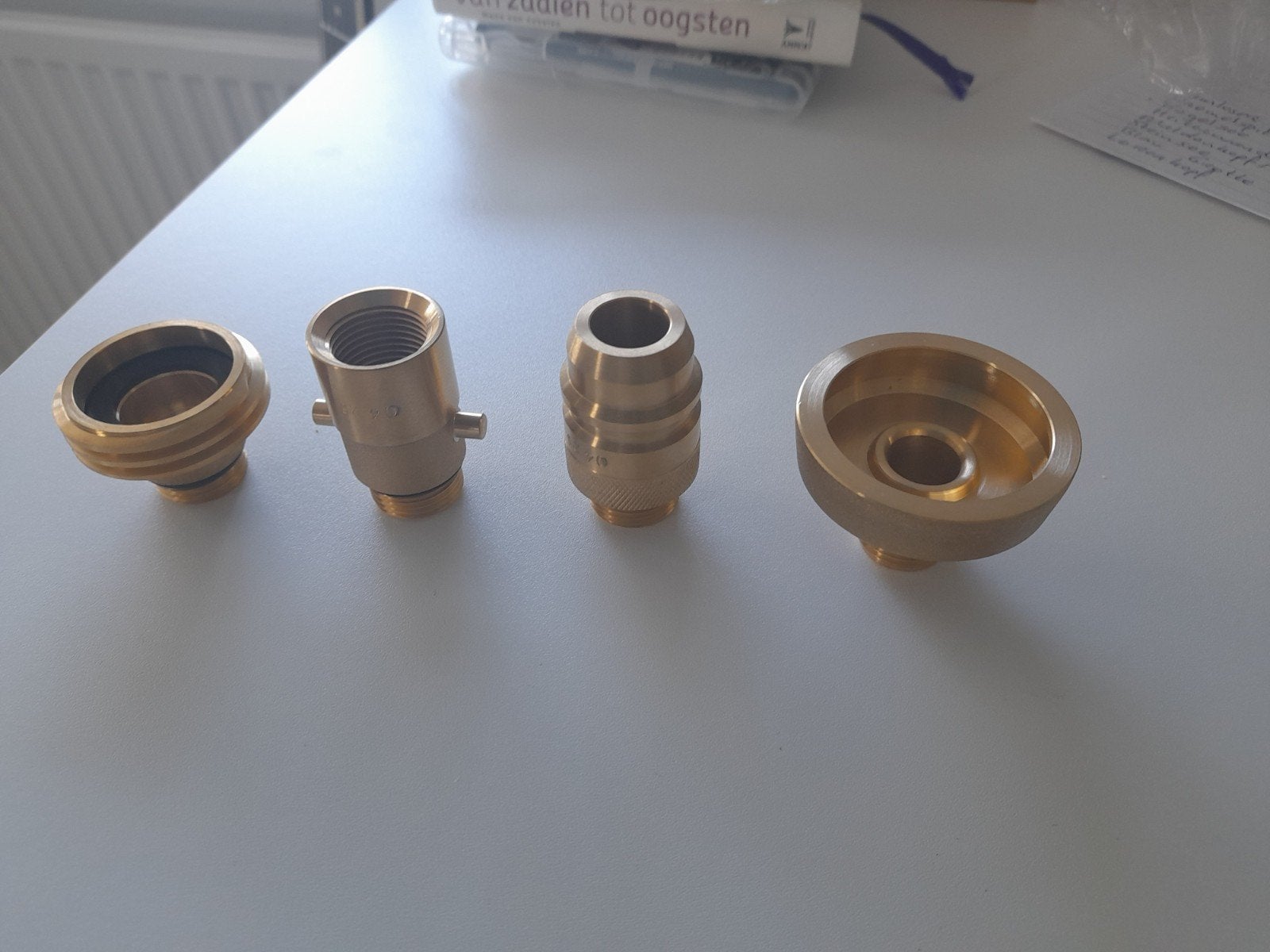 Verloopnippels lpg, Ophalen
