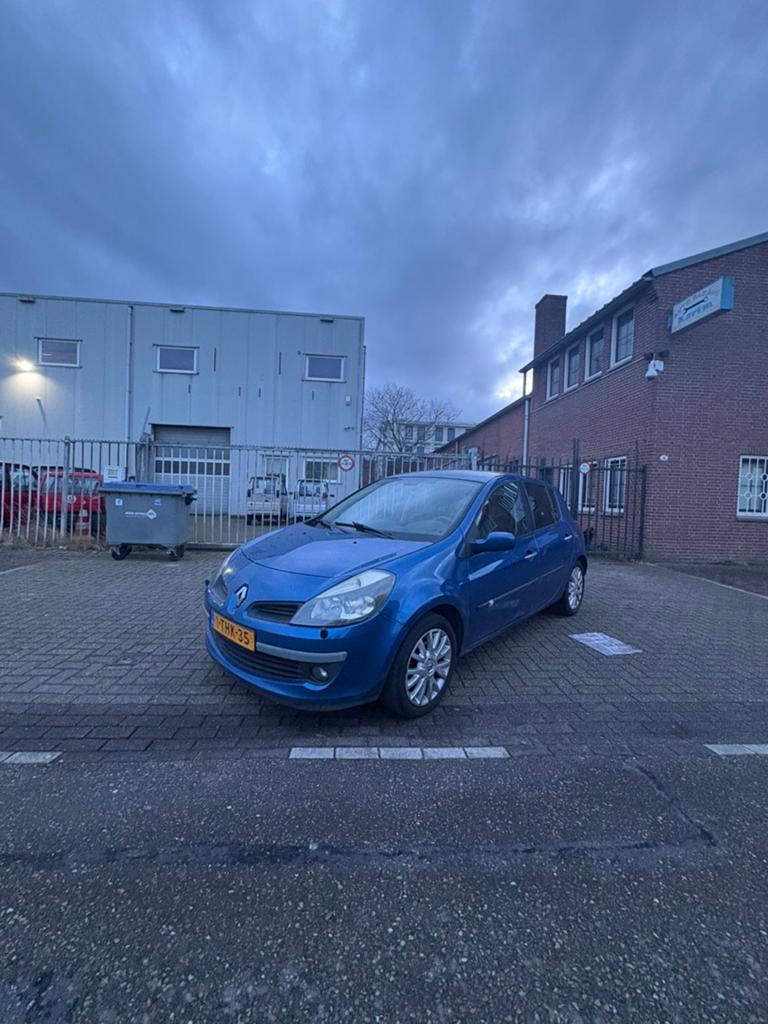 Renault Clio 1.2 TCE, Auto's, Renault, Particulier, Clio, ABS, Airbags, Airconditioning, Bluetooth, Centrale vergrendeling, Cruise Control