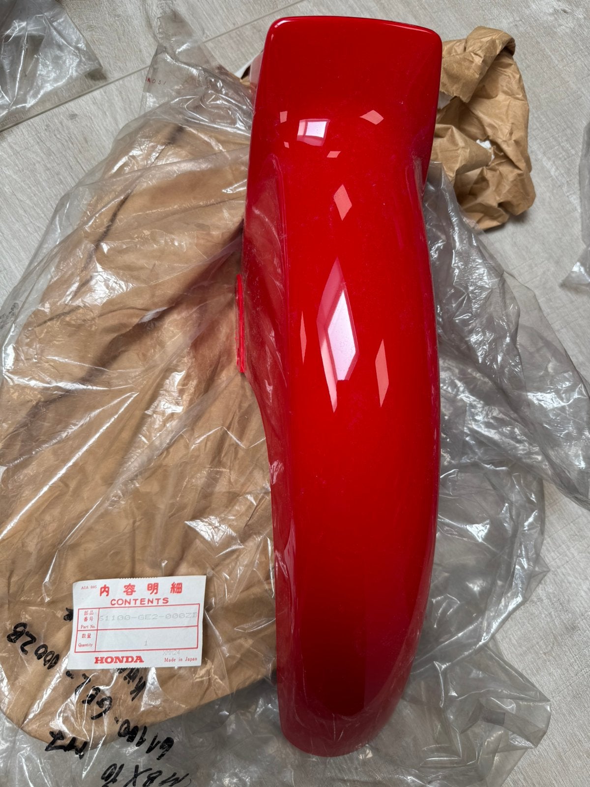 NOS voorspatbord rood Honda MBX, Ophalen of Verzenden, Honda, Info@honda.nl, Capelle aan den ijssel
