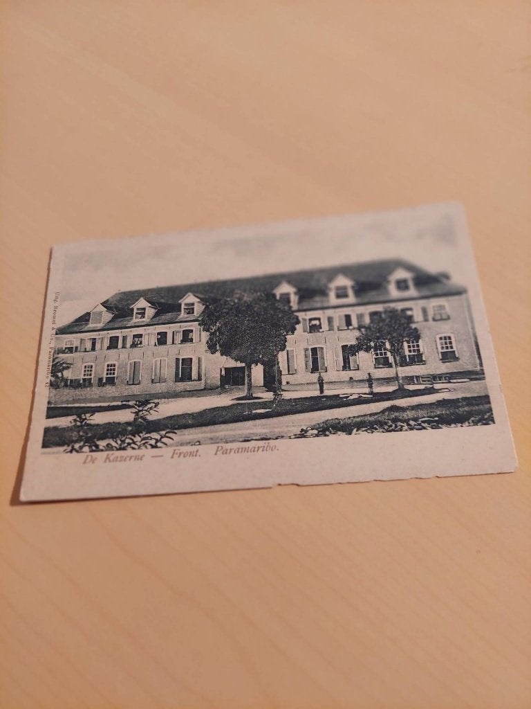 kaart paramaribo De kazerne front, Ophalen of Verzenden, Voor 1920, Ongelopen, Gebouw