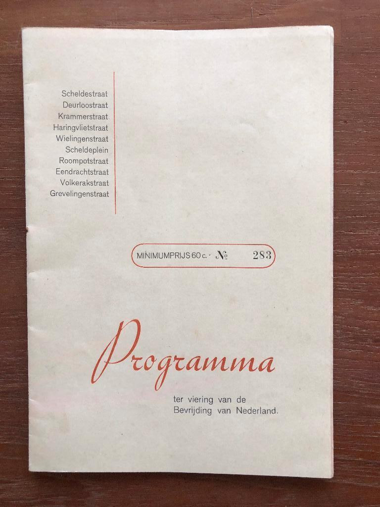 Bevrijding 1945. Amsterdam Rivierenbuurt (Scheldestraat,, Boeken, Verzenden, Overige onderwerpen, Tweede Wereldoorlog, Gelezen