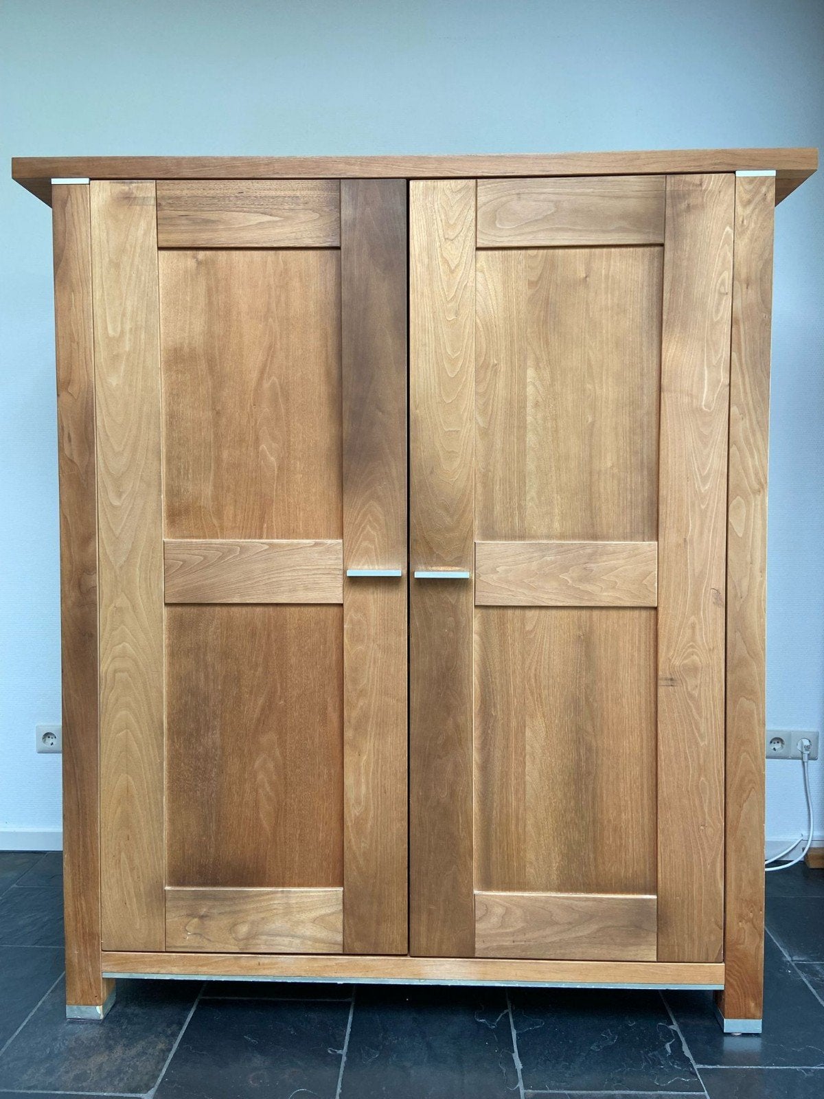 Massief noten hout computerkast, merk Luna., Ophalen, Gebruikt, Modern, functioneel, 120 tot 170 cm