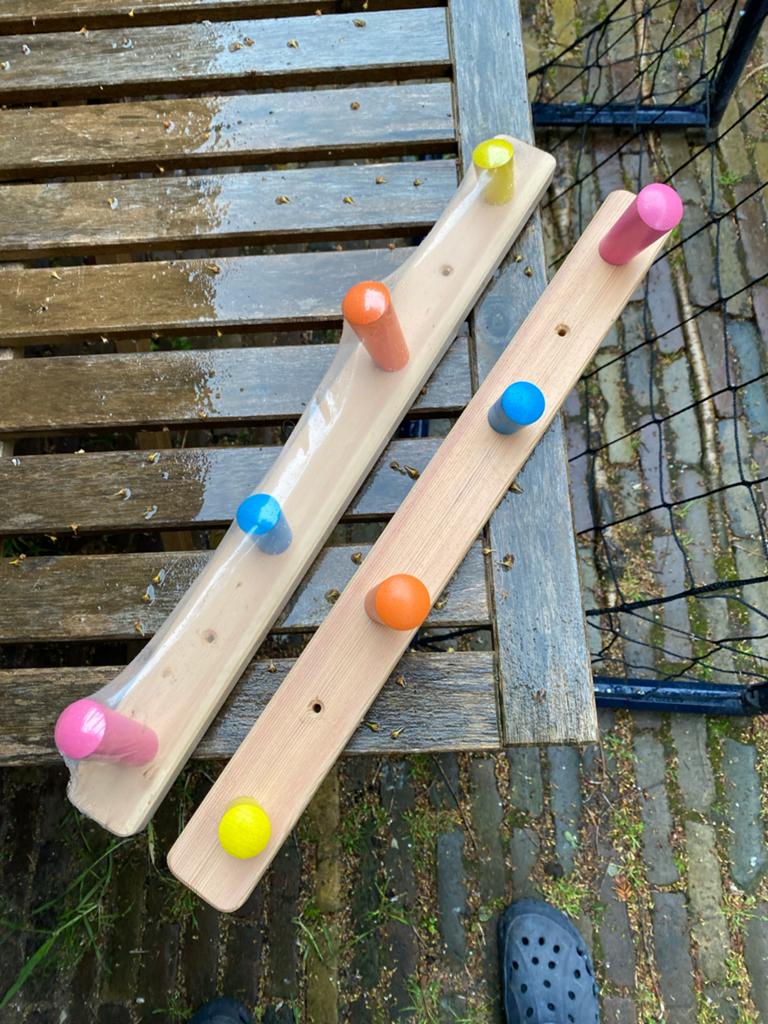 IKEA Flisat Kinderkapstok - Houten met Kleurrijke Haken, Huis en Inrichting, Woonaccessoires | Kapstokken, Ophalen, Zo goed als nieuw