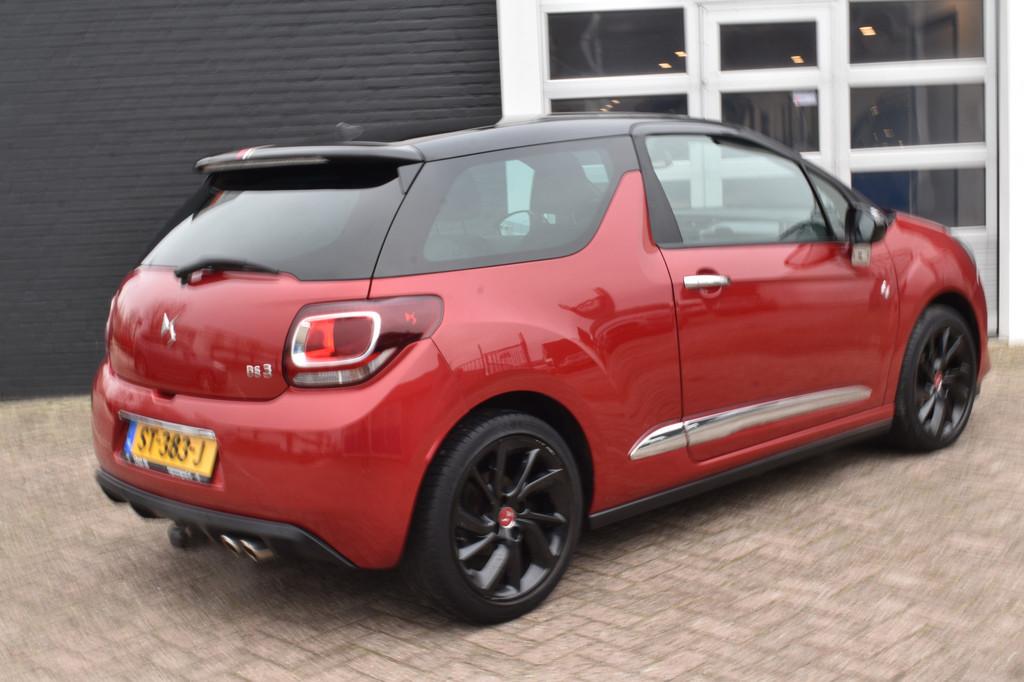 DS DS 3 PureTech Performance Line | Navigatie | Airco | Came, Auto's, DS, 12 maanden, Gebruikt, Zwart, Alcantara