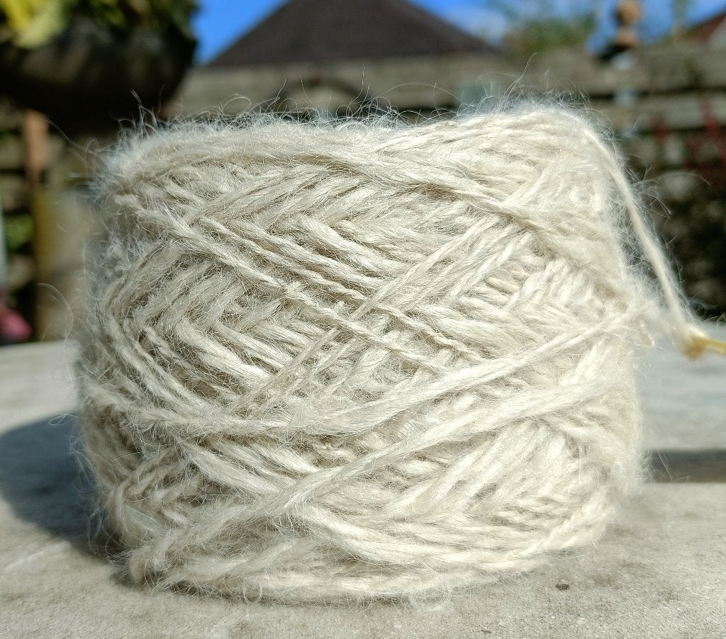 100% SURI ALPACA getwijnd 2-draad wol Geen toevoeging 124 gr, Ophalen of Verzenden, Nieuw, Breien of Haken, Wol of Garen